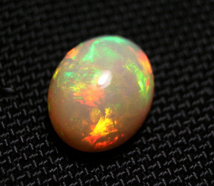 Welo Honey Opal Cabochon 8.2ct Rainbow Blaze AAA Natural Opal See Video 16x12mm