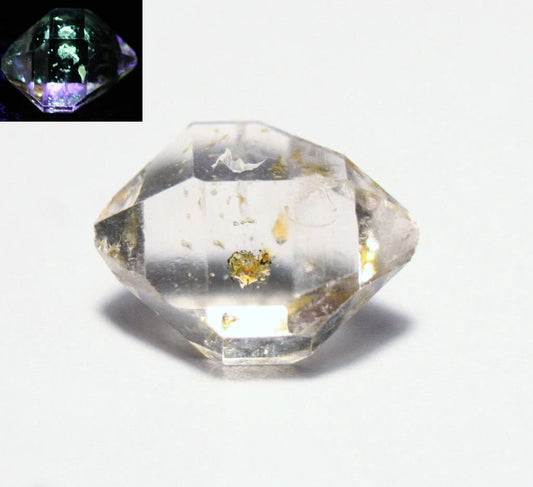 Fluorescent Petroleum Enhydro Oil Diamond Quartz Crystal 2.54ct AAA 11x8mm