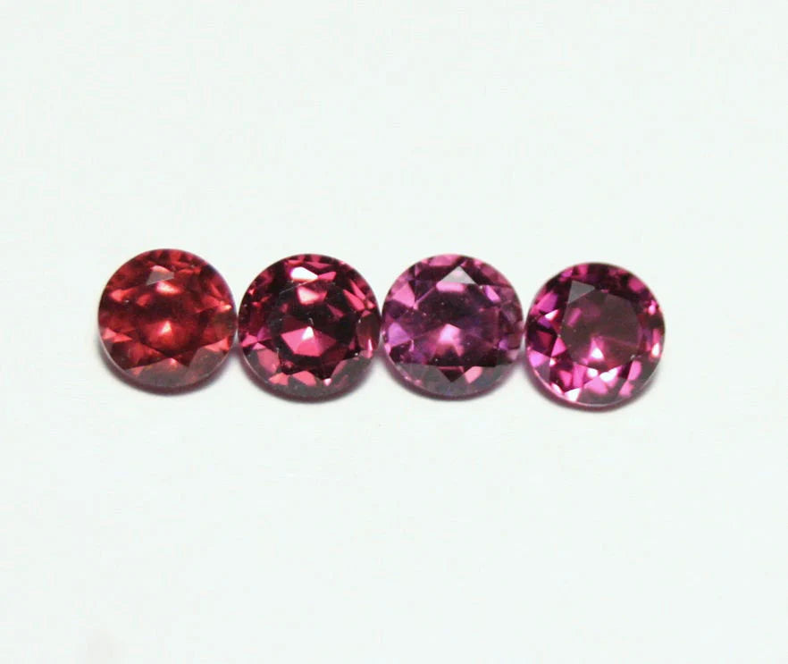 Purple to Orange Malaya Colour Change Garnet 1.7ct 4mm Scintillating Round 4pc Lot Madagascar