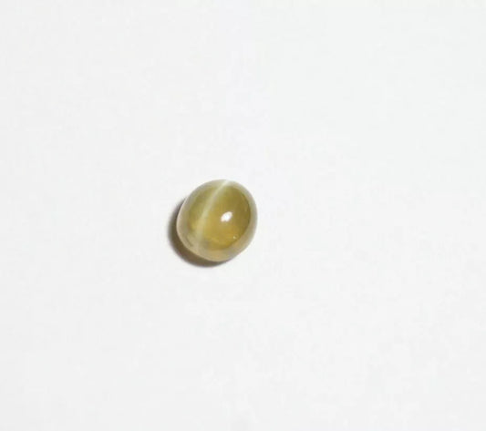 Green Chrysoberyl Cats Eye 1.06ct Gem Quality Cats Eye Cabochon 6x5mm