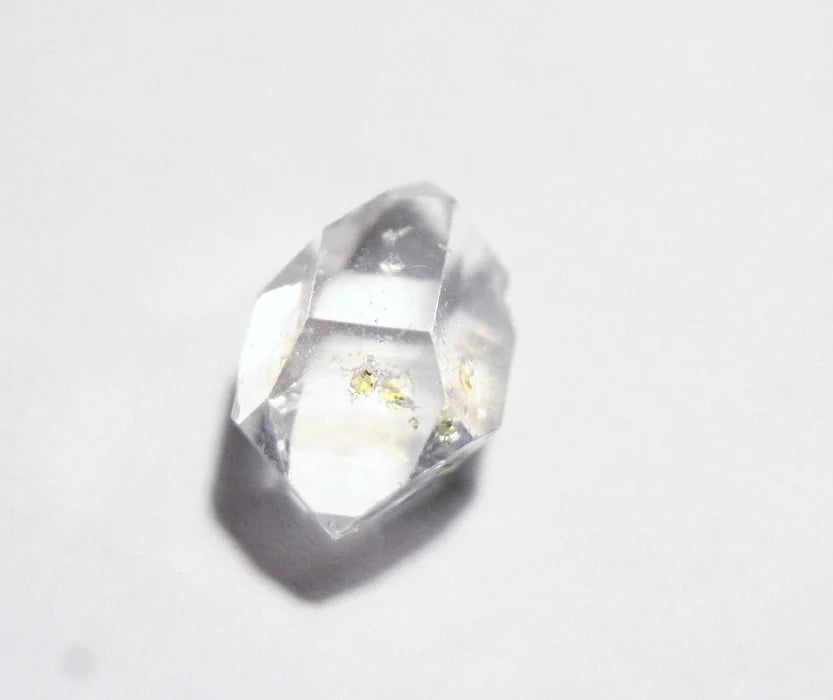 Fluorescent Petroleum Enhydro Oil Diamond Quartz 5.1ct Crystal AAA 14x8mm