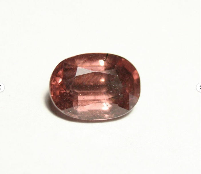 Colour Change Garnet 2.4ct Oval Cut Rare Scintillating Gem Tanzania 9x6mm AAA