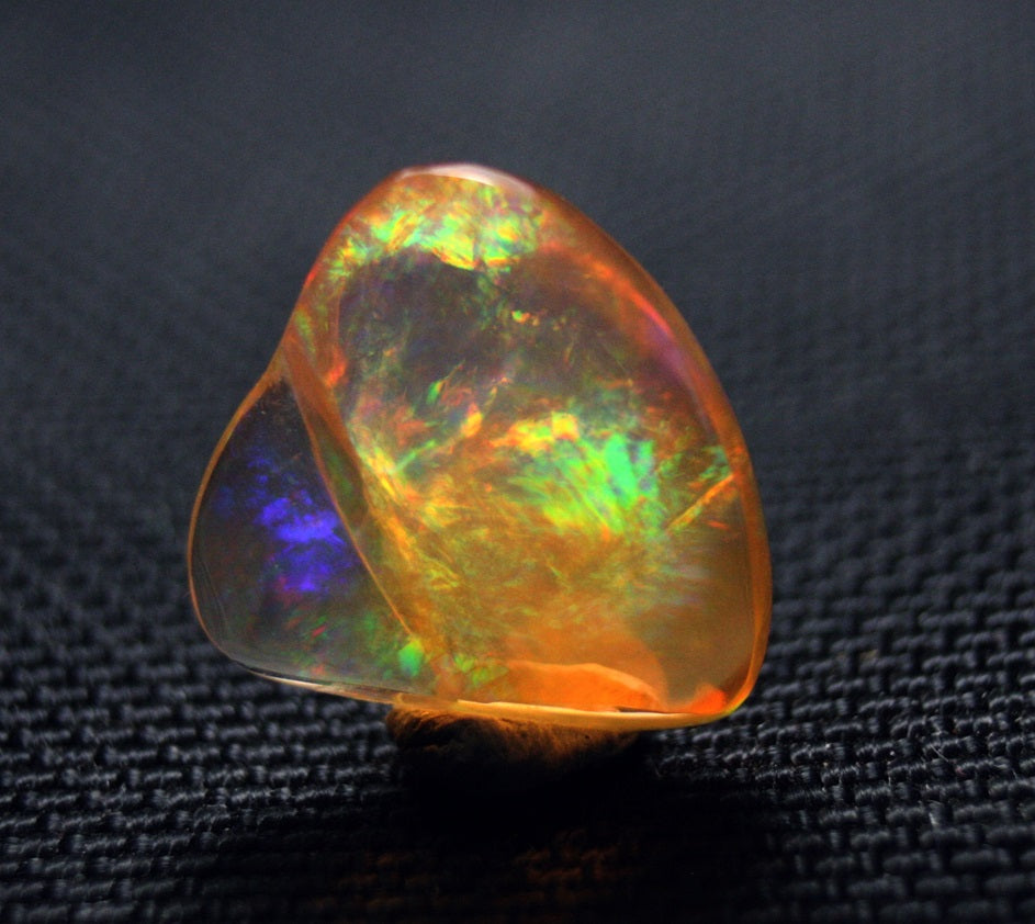 Rare Mexican Contraluz Precious Opal 10.8ct Stunning Rutile Water Opal See Video