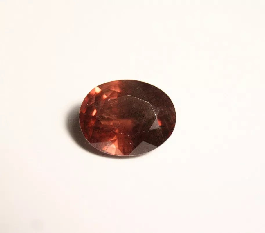 Colour Change Garnet 3.46ct Large Oval Cut Garnet Superb Colour Change 10x8mm