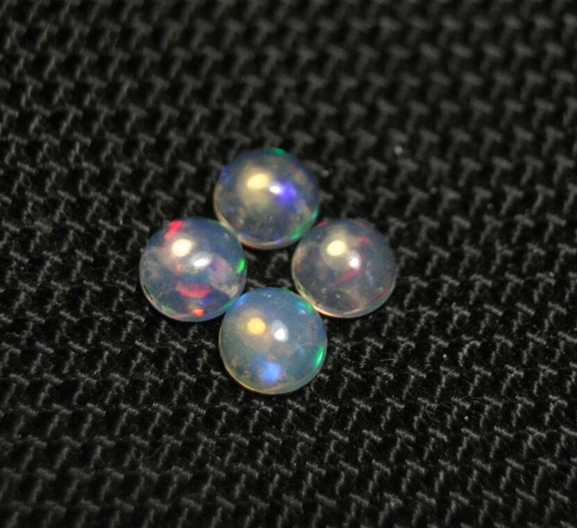 Welo Crystal Opal Round 5x5mm Cabochons 4pc Lot 1.4ct AAA Jelly Opal