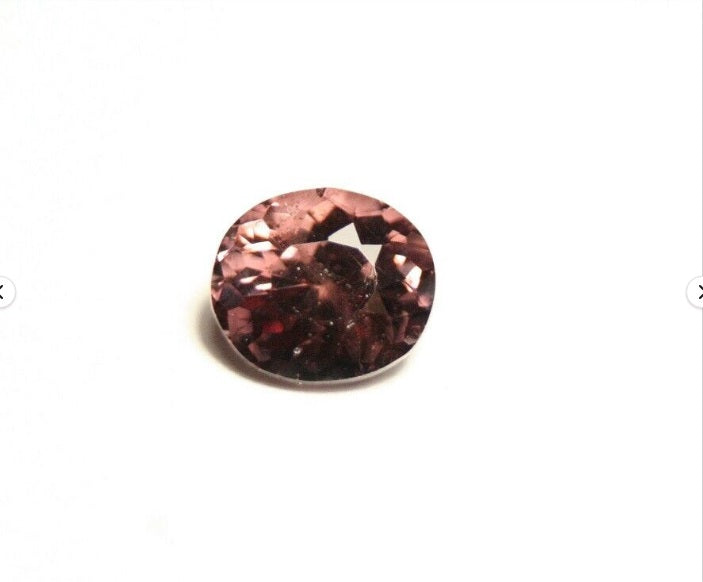 1.4ct Colour Change Garnet Custom Cut Gem with Rare Superb Colour Change 7x6mm