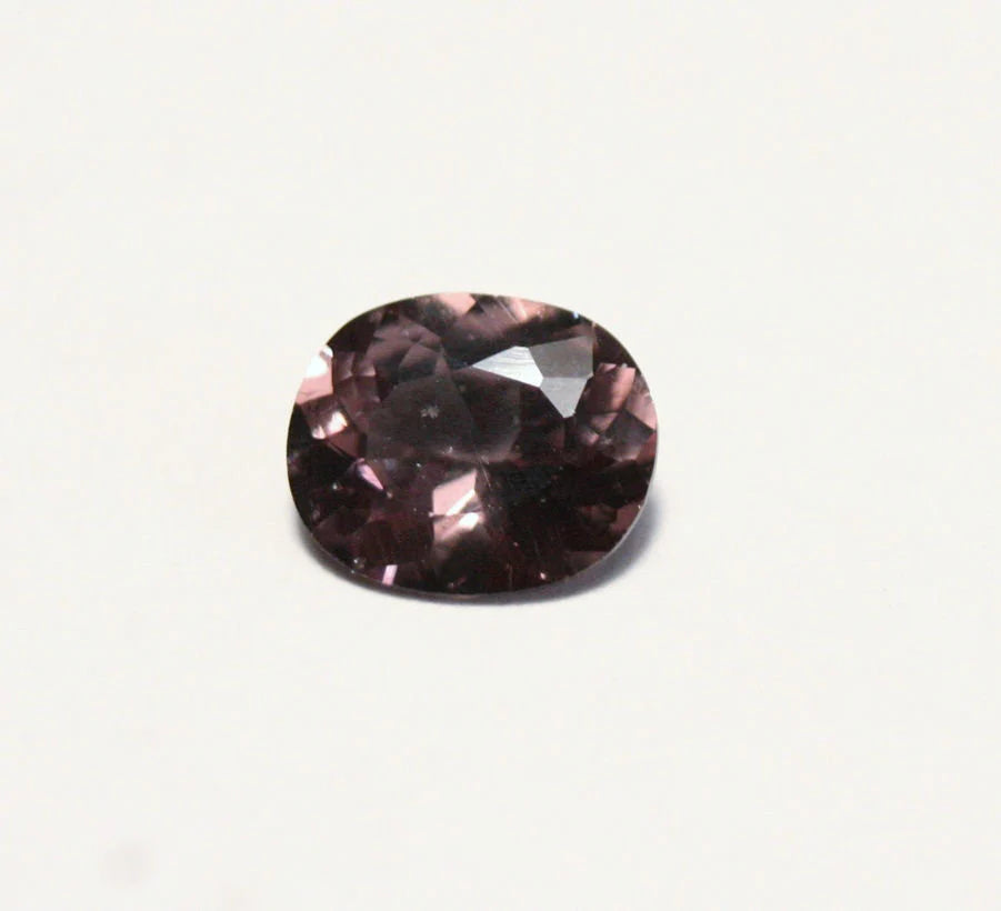 Colour Change Garnet 1.24ct Oval Cut Gem Rare Superb Colour Change 7x6mm Tanzania