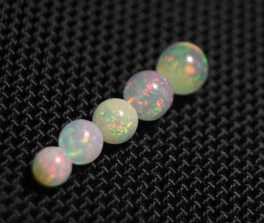 Welo Crystal Opal Graduated Crystal Ball Set 3.5 5pc Natural Opal See Video 6-4mm