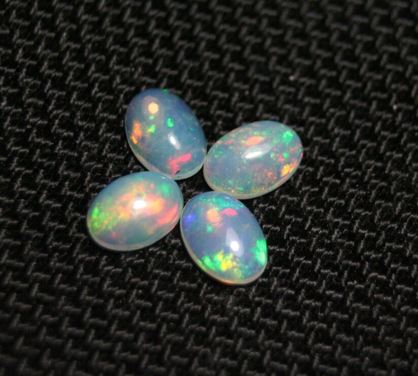 Welo Opal Cabochon 7x5mm 4pc Lot 1.72ct Lot Rainbow Ovals AAA Crystal Opal