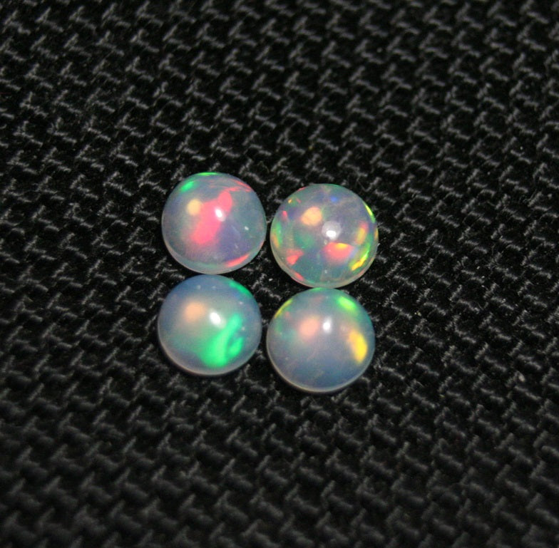 Welo Crystal Opal Round 5x5mm Cabochons 4pc Lot 1.19ct AAA Jelly Opal