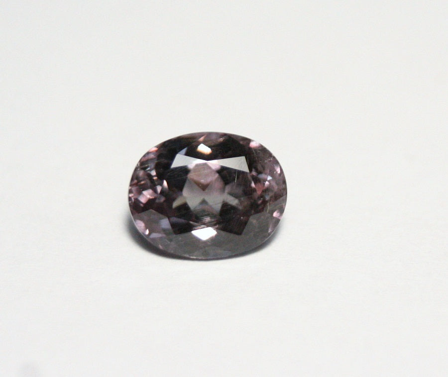 Natural Purple Turkish Diaspore 2.6ct Rare Triple Colour Change AAA 9x7mm