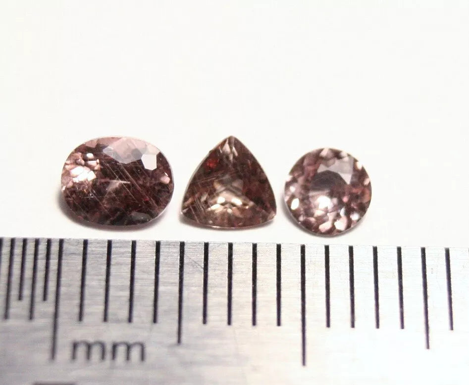 Colour Change Garnet 0.85ct 3pc Lot with Rare Colour Change Tanzania AAA