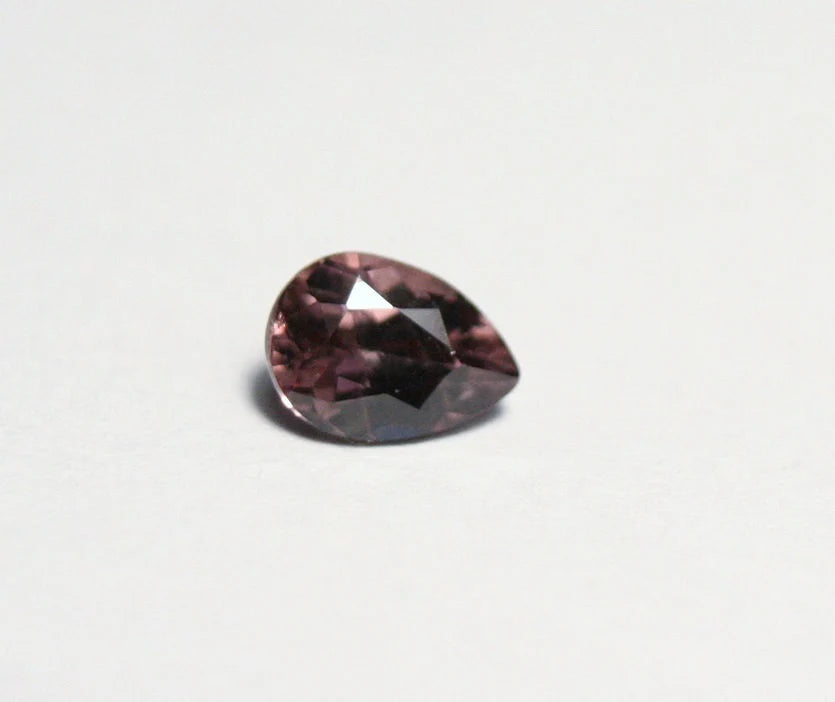 Colour Change Garnet 0.80ct Pear Cut Fine Gem Rare Superb Colour Change 6x4mm