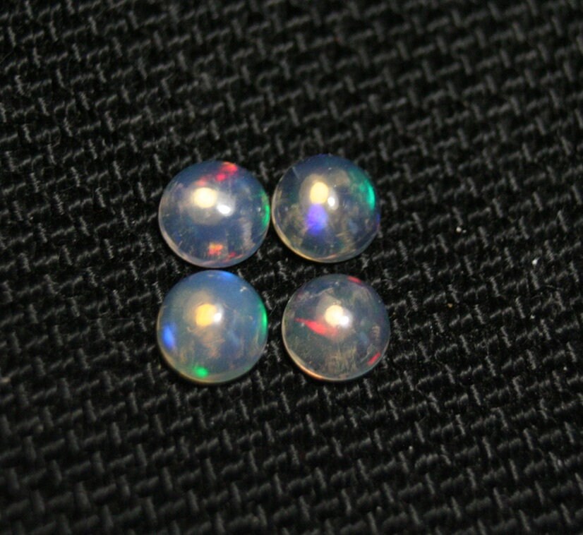 Welo Crystal Opal Round 5x5mm Cabochons 4pc Lot 1.4ct AAA Jelly Opal