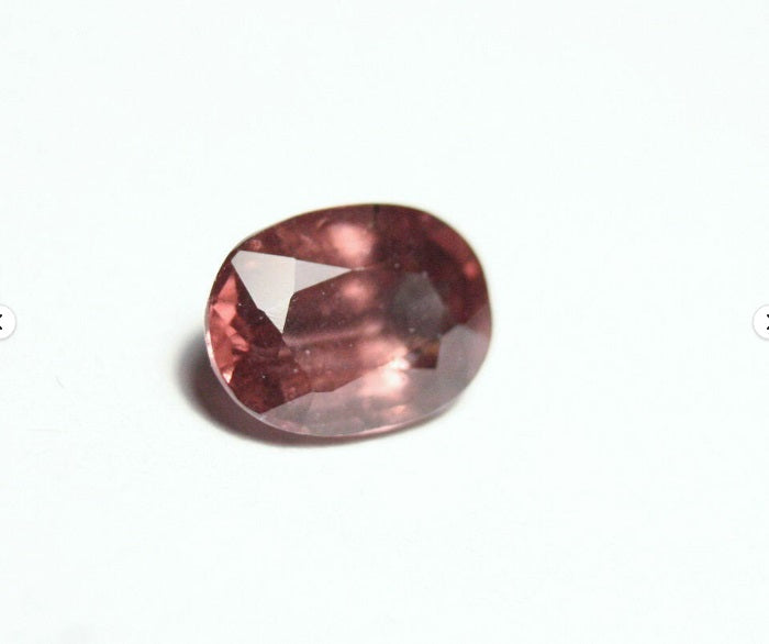 Colour Change Garnet 2.4ct Oval Cut Rare Scintillating Gem Tanzania 9x6mm AAA