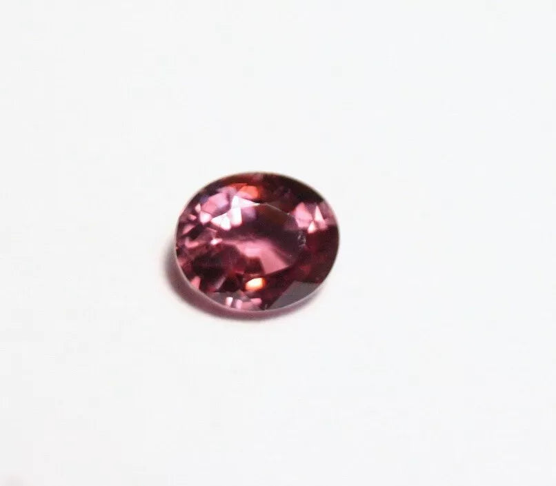 0.31ct Colour Change Sapphire Rare Natural Stunning Sapphire Songea Tanzania 4x3mm