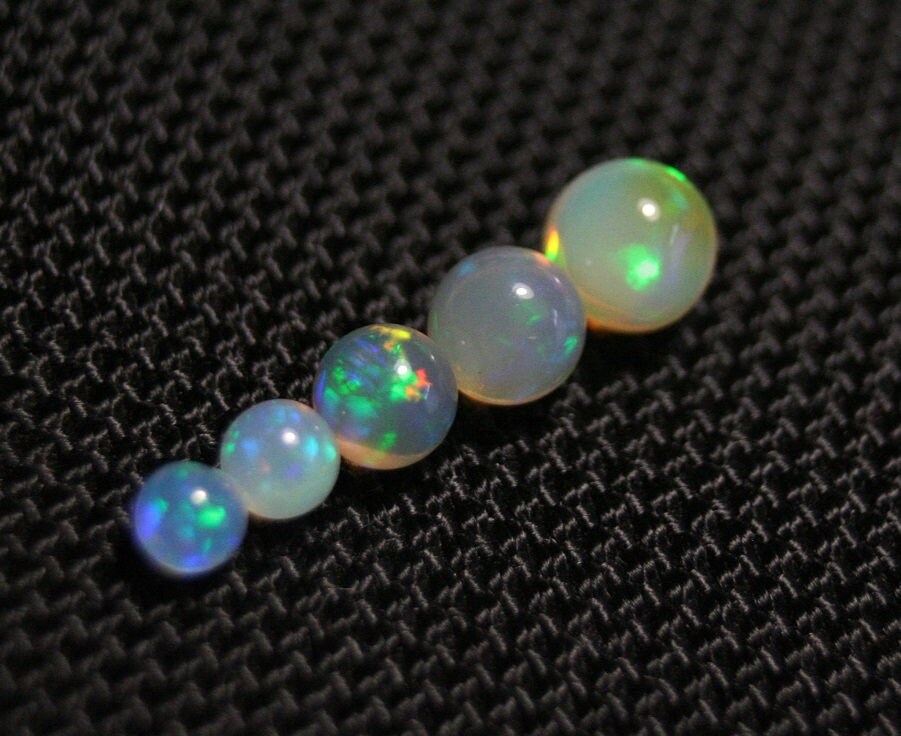 Welo Crystal Opal Graduated Crystal Ball Set 3.13ct 5pc Natural Opal See Video 6-3mm