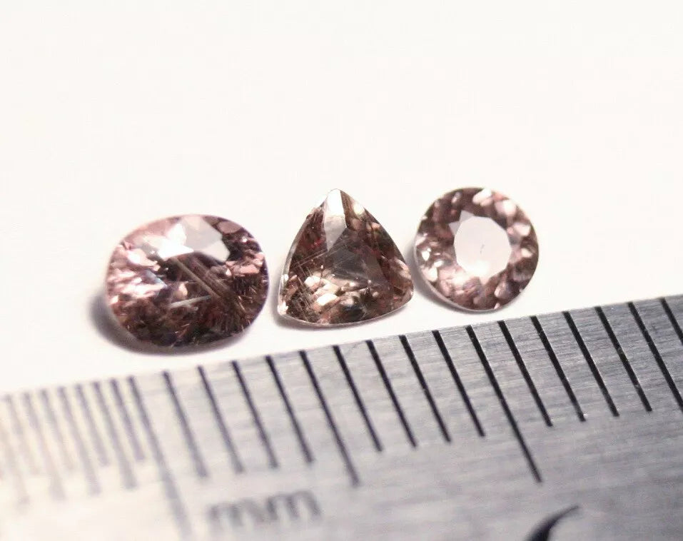 Colour Change Garnet 0.85ct 3pc Lot with Rare Colour Change Tanzania AAA