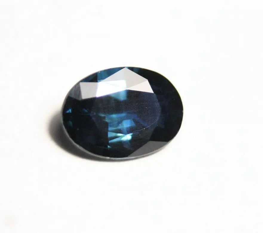 Umba Sapphire 0.8ct Royal Blue BiColour Untreated Stunning Natural Sapphire 6x5mm