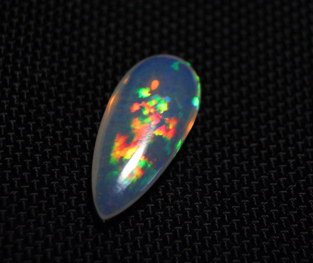 Welo Grey Base Opal Cabochon 7.9ct Rainbow Snakeskin AAA Natural Opal Video