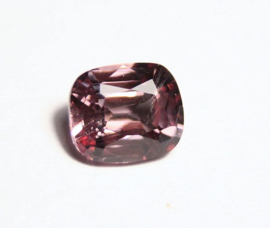 Colour Change Garnet 1ct Custom Cut Gem with Rare Superb Colour Change 6x5mm