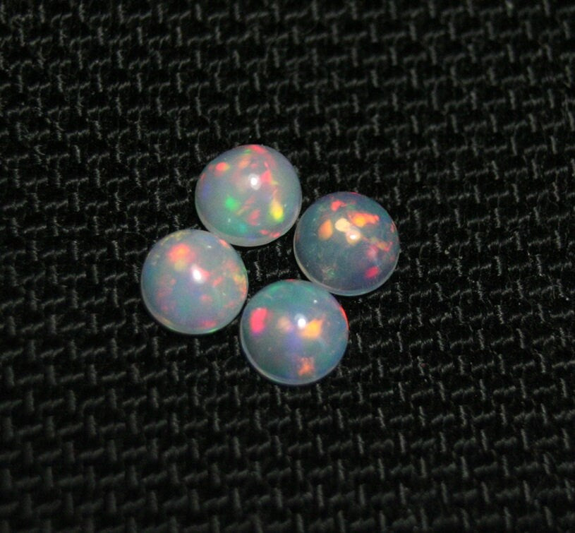 Welo Crystal Opal Round 5x5mm Cabochons 4pc Lot 1.4ct AAA Jelly Opal