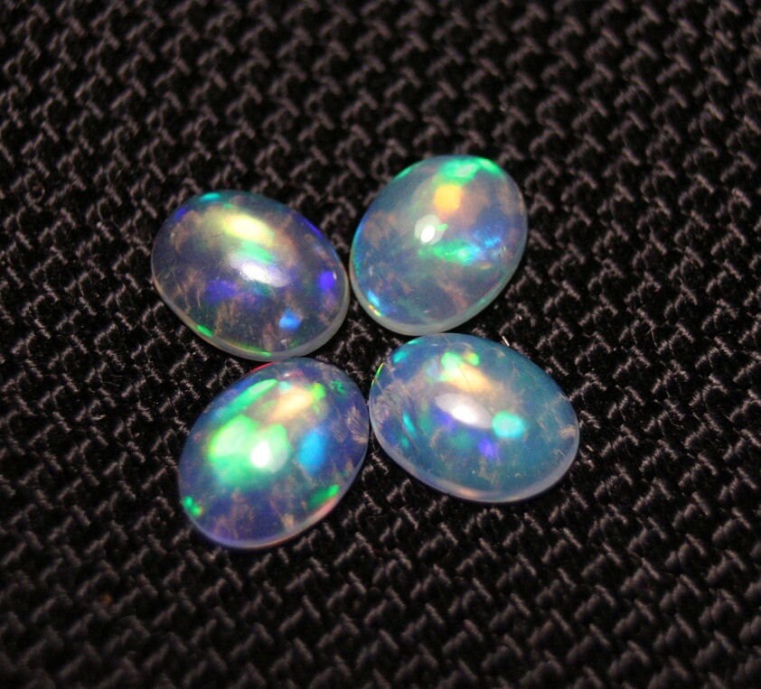 Welo Crystal Opal Cabochon 2.9ct 4pc Lot Lovely Natural Matching Opal Lot 8x6mm