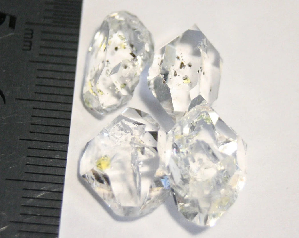 Fluorescent Petroleum Enhydro Oil Diamond Quartz 16.8ct Crystal AAA 4pc Lot