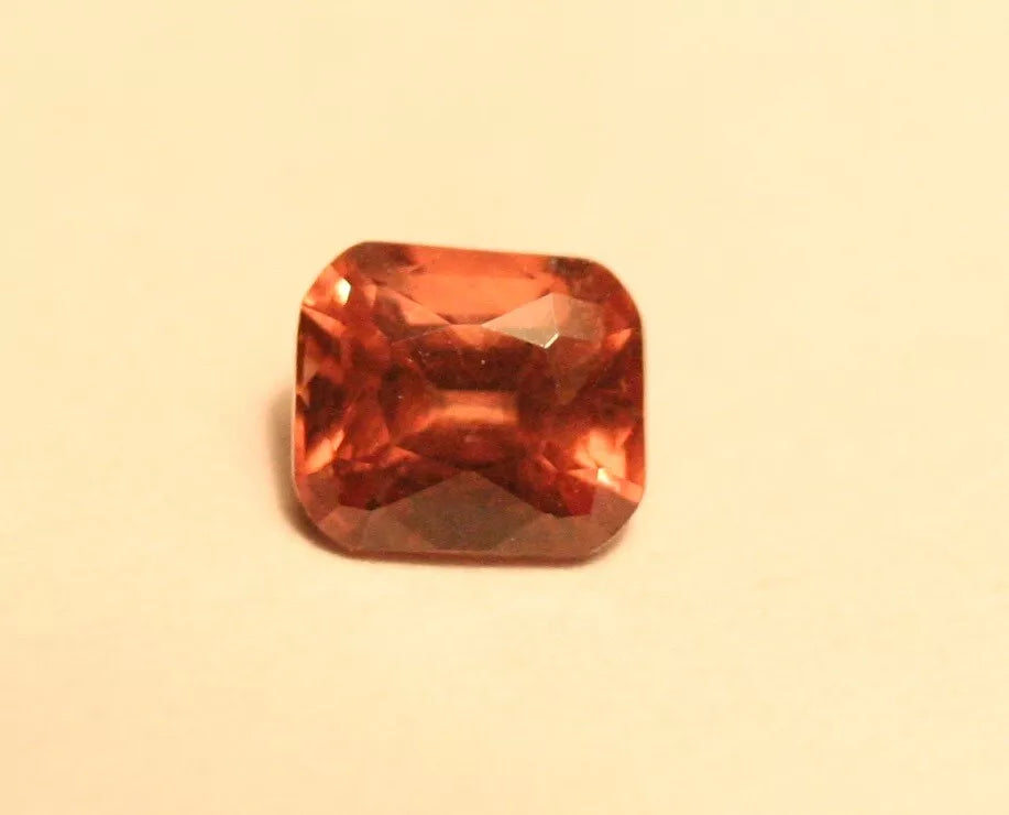 Colour Change Garnet 0.65ct Emerald Cut Superb Colour Change 5x4mm Tanzania