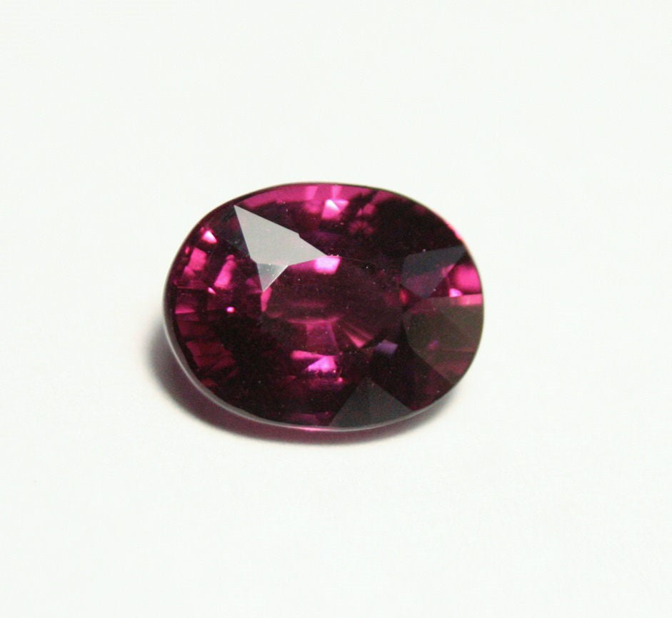 Pink Colour Shift Mahenge Garnet 3ct Rare Pastel Pyrope Garnet Oval Cut 9x7mm