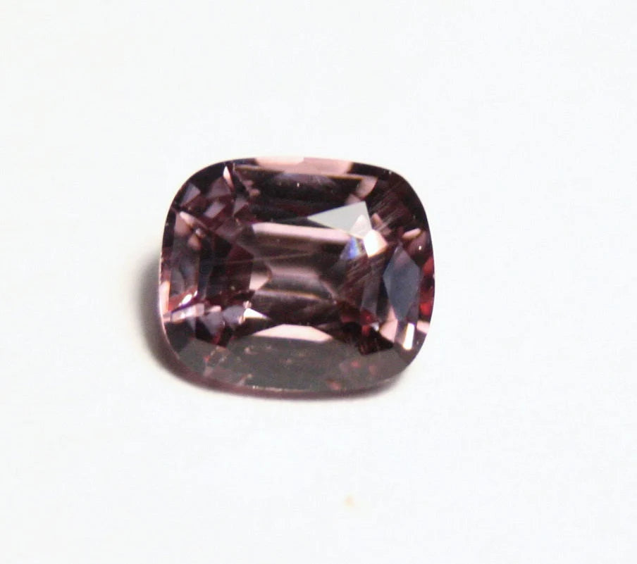 Colour Change Garnet 1ct Custom Cut Gem with Rare Superb Colour Change 6x5mm