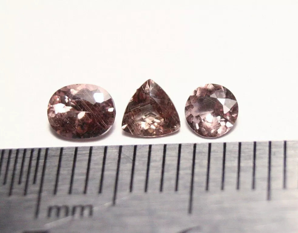 Colour Change Garnet 0.85ct 3pc Lot with Rare Colour Change Tanzania AAA