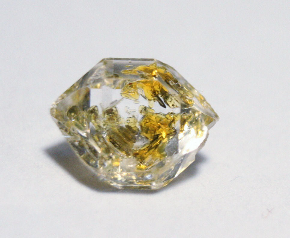 Fluorescent Petroleum Enhydro Oil Diamond Quartz Crystal 2.8ct AAA 11x8mm