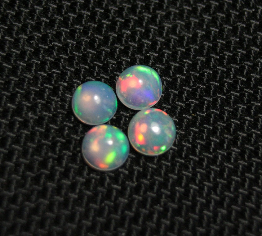 Welo Crystal Opal Round 5x5mm Cabochons 4pc Lot 1.19ct AAA Jelly Opal