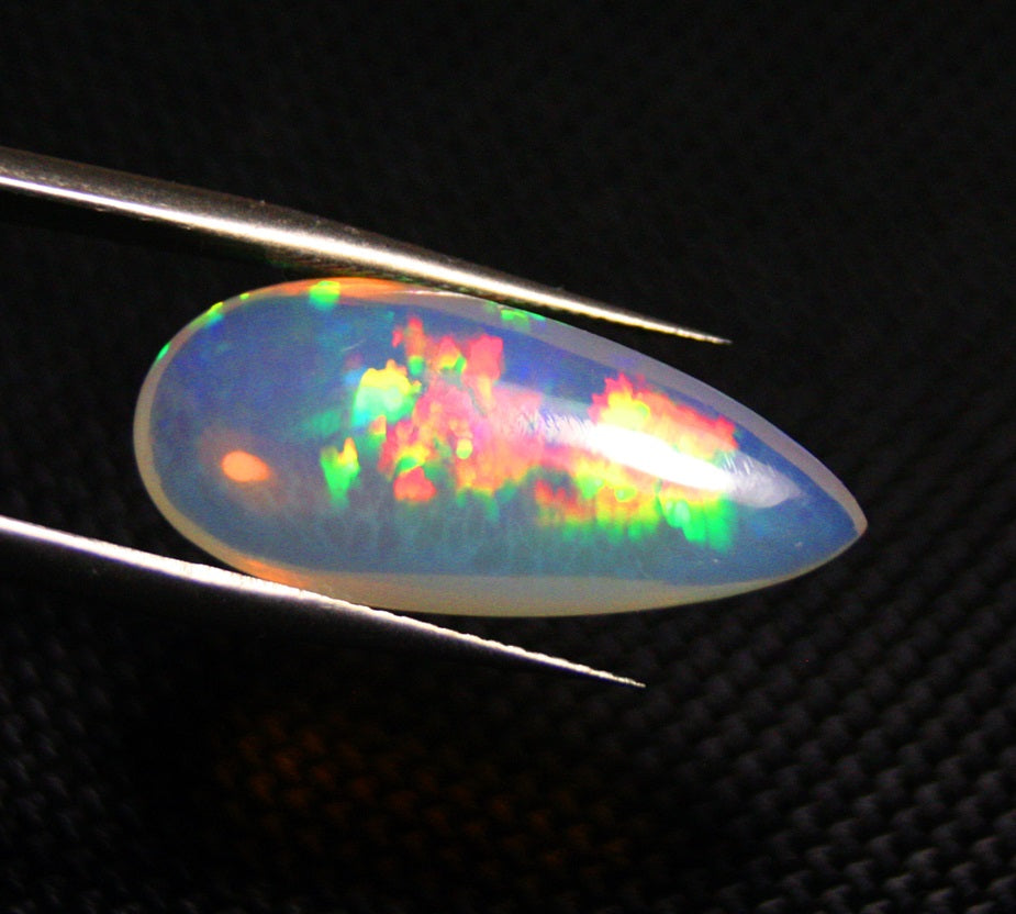 Welo Grey Base Opal Cabochon 7.9ct Rainbow Snakeskin AAA Natural Opal Video