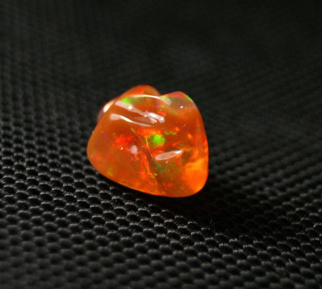 Rare Mexican Contraluz Precious Opal 7.1ct Stunning Rutile Water Opal See Video