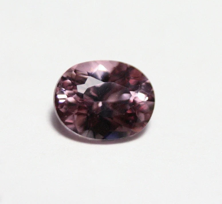 Colour Change Garnet 0.73ct Oval Cut Gem Rare Superb Colour Change 5.5x4mm