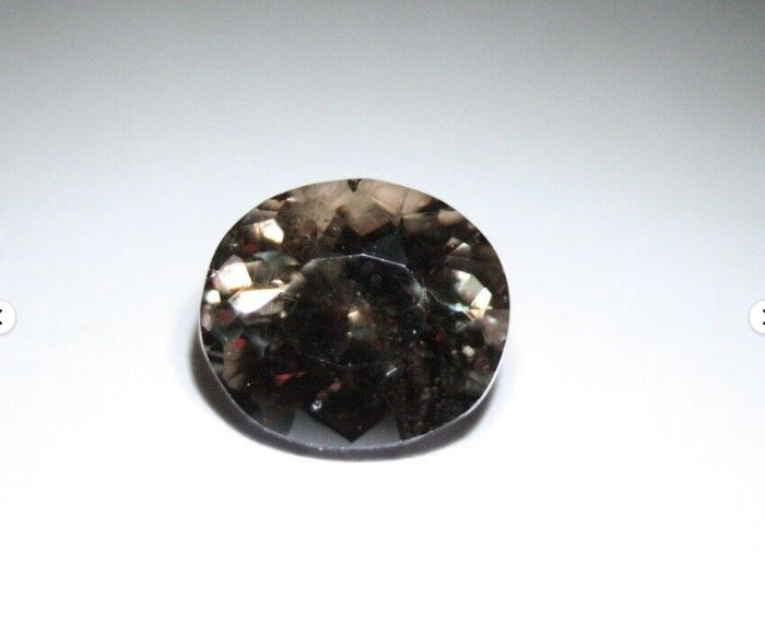 1.4ct Colour Change Garnet Custom Cut Gem with Rare Superb Colour Change 7x6mm