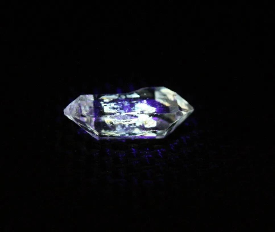 Rare Fluorescent Petroleum Enhydro Oil Diamond Quartz Crystal 1.79ct 12x5x4mm