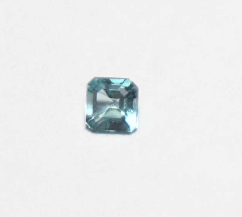 Rare Grandidierite 0.08ct Exceptional Gem Quality Madagascan Grandidierite 2.5x2mm