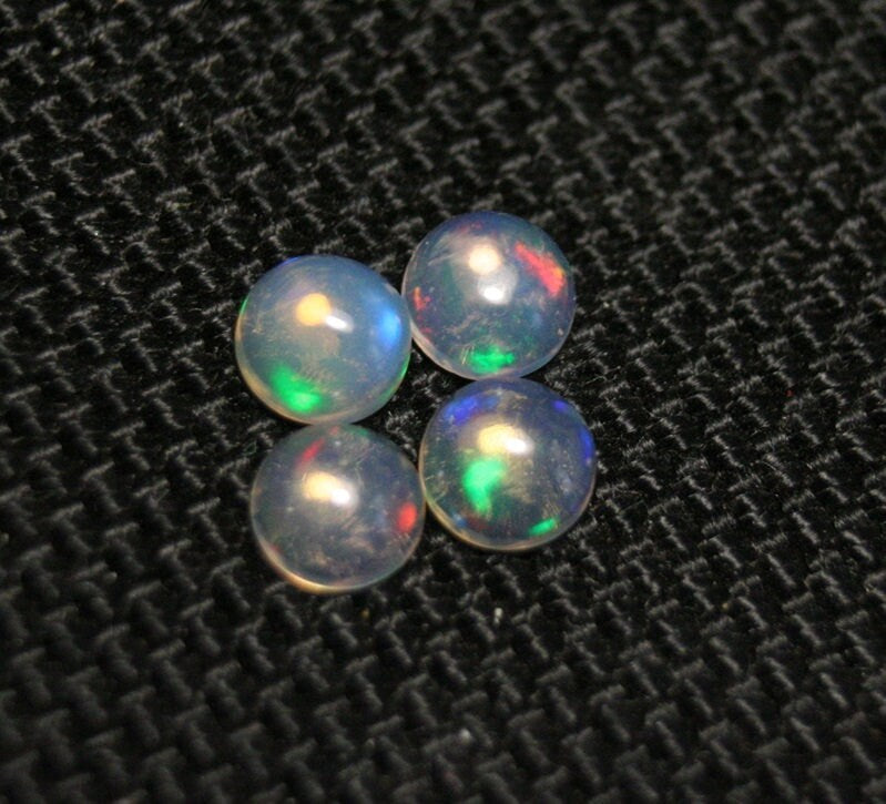 Welo Crystal Opal Round 5x5mm Cabochons 4pc Lot 1.4ct AAA Jelly Opal