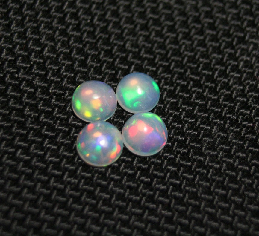 Welo Crystal Opal Round 5x5mm Cabochons 4pc Lot 1.19ct AAA Jelly Opal