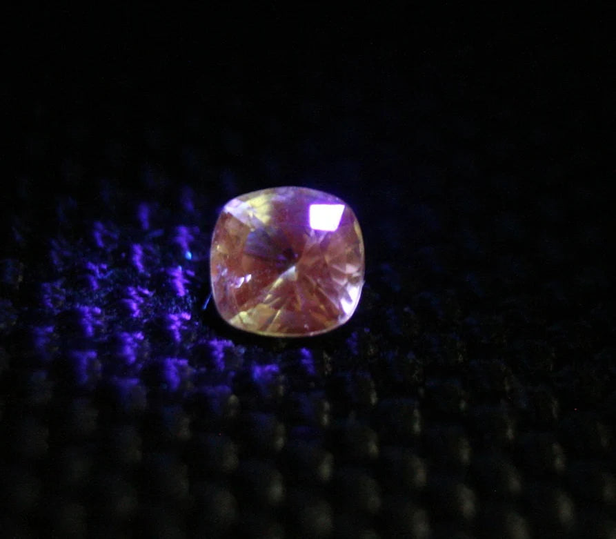 Merelani Mint Grossular Garnet 0.38ct Rare Faceted Garnet Fluorescent Gem 4x4mm