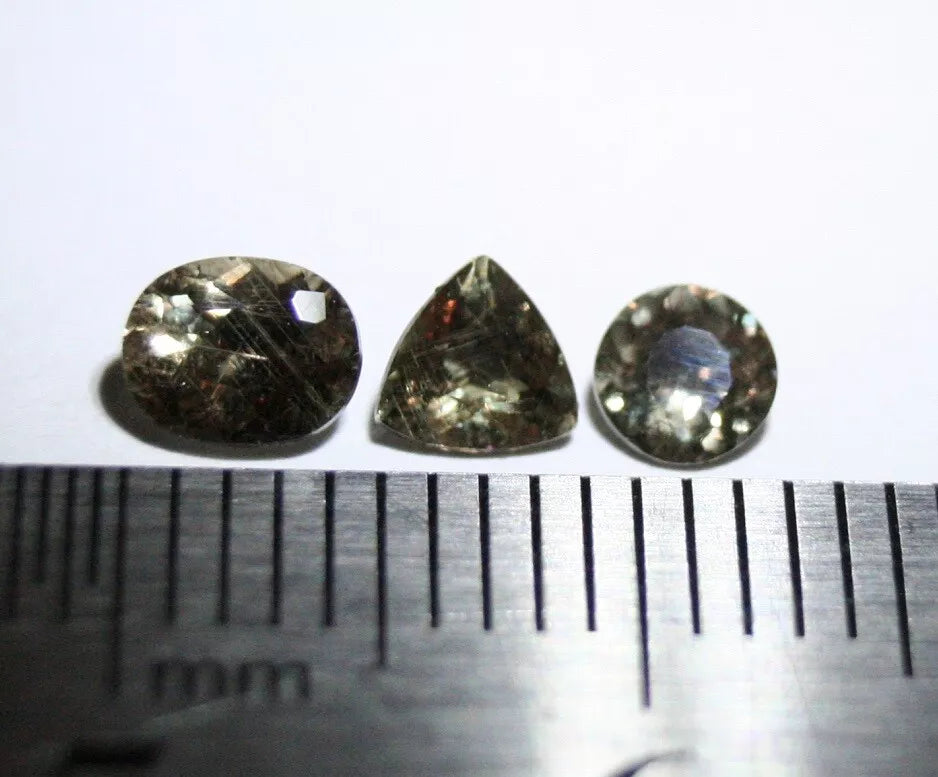 Colour Change Garnet 0.85ct 3pc Lot with Rare Colour Change Tanzania AAA