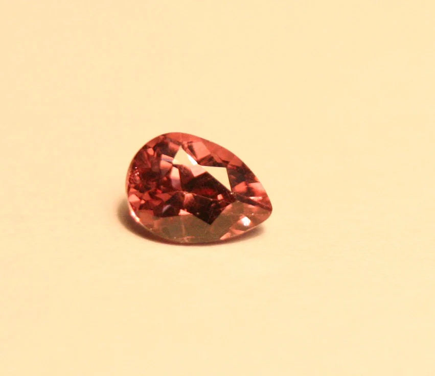 Colour Change Garnet 0.80ct Pear Cut Fine Gem Rare Superb Colour Change 6x4mm