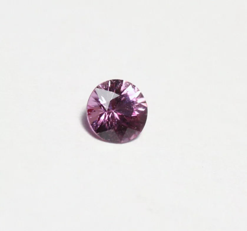 Umba Sapphire 0.41ct Hot Pink Untreated Natural Sapphire Tanzania 4.5mm Round