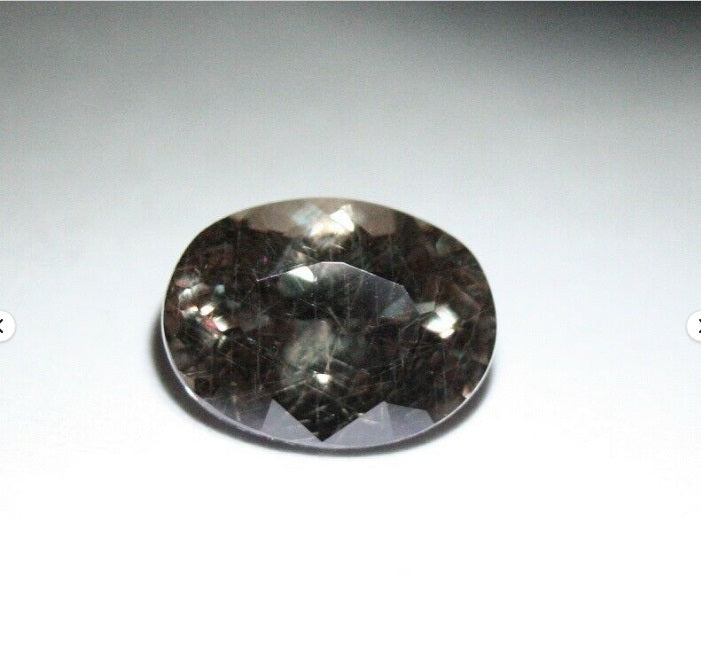 Colour Change Garnet 1.17ct Oval Cut Rare Scintillating Gem Tanzania 7x5mm AAA