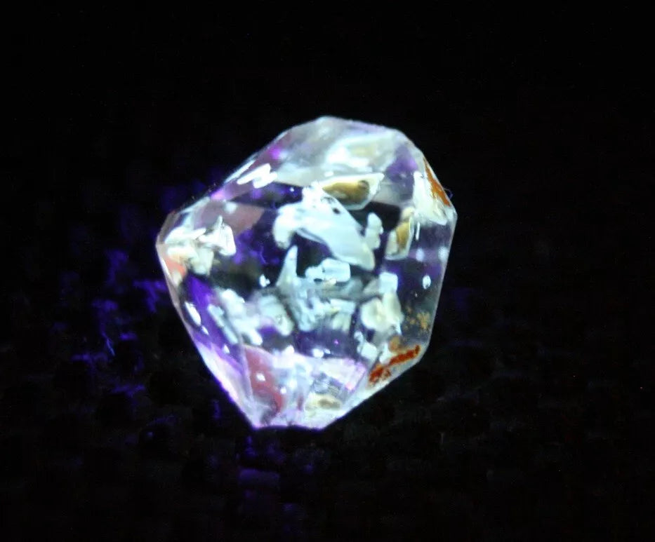 Rare Fluorescent Petroleum Enhydro Oil Diamond Quartz Crystal 1.77ct 8x7mm