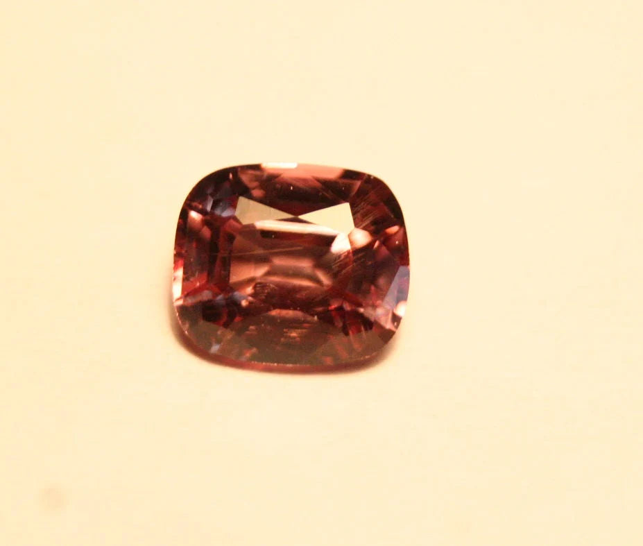 Colour Change Garnet 1ct Custom Cut Gem with Rare Superb Colour Change 6x5mm