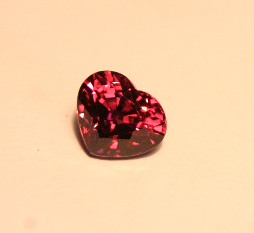 Purple Malaya Garnet 3.5ct Scintillating Colour Shift Garnet Madagascar 9x8mm